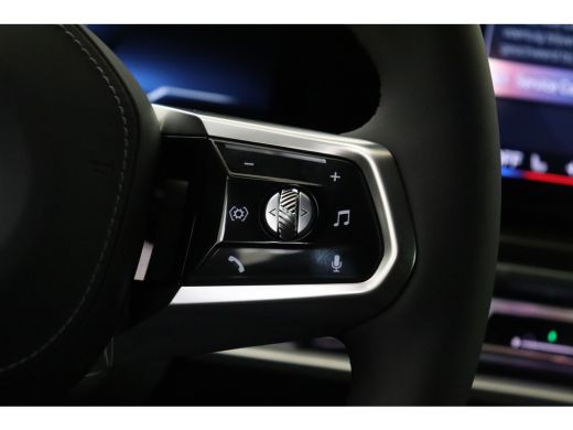 BMW i7 eDrive50 M Sport / Panoramadak / Massagefunctie / Stoelventilatie / Parking Assistant Professiona... ActivLease financial lease