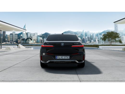 BMW i7 eDrive50 M Sport / Panoramadak / Massagefunctie / Stoelventilatie / Parking Assistant Professiona... ActivLease financial lease
