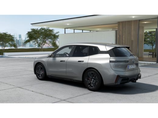 BMW iX xDrive45 M Sport / Trekhaak / Adaptief onderstel / Stoelventilatie / Parking Assistant Profession... ActivLease financial lease
