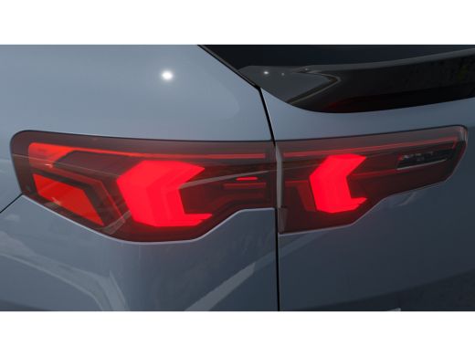 BMW iX2 eDrive20 M Sport / Panoramadak / Sportstoelen / Achteruitrijcamera / M Adaptief onderstel / Adapt... ActivLease financial lease