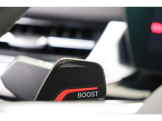 BMW iX2 eDrive20 M Sport / Panoramadak / Trekhaak / Sportstoelen / M Adaptief onderstel / Comfort Access ... ActivLease financial lease