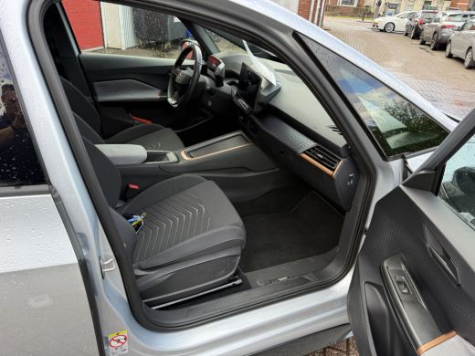 CUPRA Born Business 62 kWh | Navigatie | 45.000 km! ActivLease financial lease