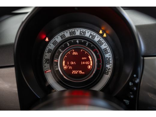 Fiat 500 1.0 Hybrid Dolcevita | Apple Carplay & Android Auto | Lichtmetalen velgen | Airco | Elektrische r... ActivLease financial lease