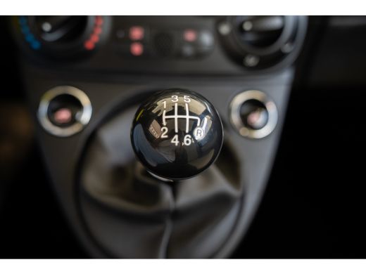 Fiat 500 1.0 Hybrid Dolcevita | Apple Carplay & Android Auto | Lichtmetalen velgen | Airco | Elektrische r... ActivLease financial lease