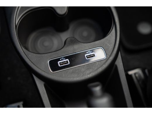 Fiat 500 1.0 Hybrid Dolcevita | Apple Carplay & Android Auto | Lichtmetalen velgen | Airco | Elektrische r... ActivLease financial lease