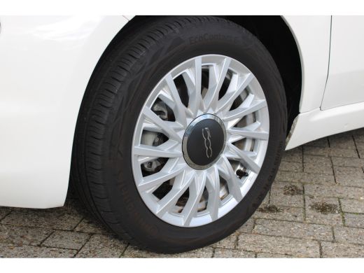 Fiat 500 1.0 Hybrid Dolcevita Finale / Parkeersensoren / Panorama / Bluetooth / Airco / DAB / 15'' LMV / ActivLease financial lease