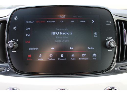 Fiat 500 1.0 Hybrid Dolcevita Finale / Parkeersensoren / Panorama / Bluetooth / Airco / DAB / 15'' LMV / ActivLease financial lease