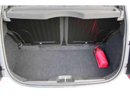 Fiat 500 1.0 Hybrid Dolcevita Finale / Parkeersensoren / Panorama / Bluetooth / Airco / DAB / 15'' LMV / ActivLease financial lease