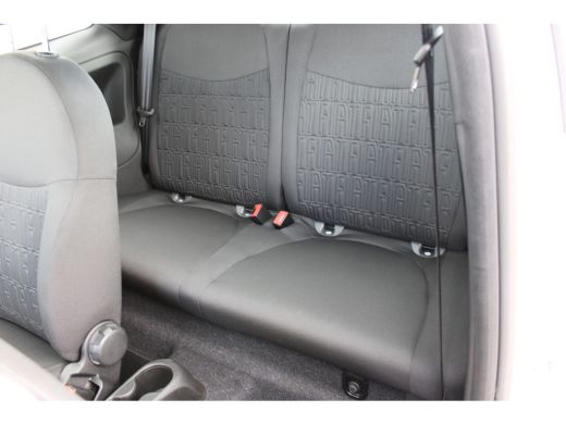 Fiat 500 1.0 Hybrid Dolcevita Finale / Parkeersensoren / Panorama / Bluetooth / Airco / DAB / 15'' LMV / ActivLease financial lease