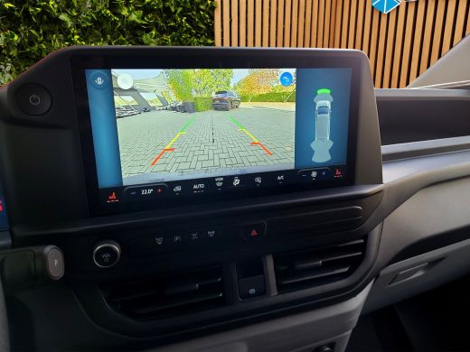 Ford E-Transit Custom 320 L1H1 Trend 65 kWh | Op voorraad! | Stoelverwarming | Fabrieksgarantie | 2300kg trekgewicht ActivLease financial lease