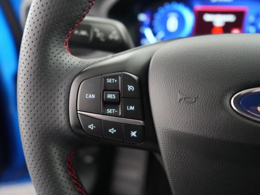 Ford Focus 1.0 EcoBoost Hybrid ST Line X Business Camera | Dode hoek | Lichtmetaal Getint glas | Navigatie |... ActivLease financial lease