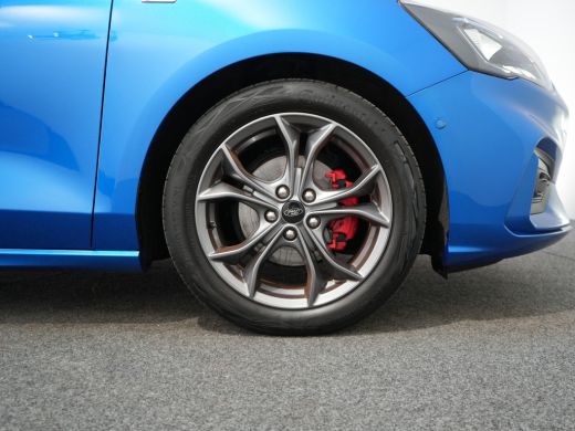 Ford Focus 1.0 EcoBoost Hybrid ST Line X Business Camera | Dode hoek | Lichtmetaal Getint glas | Navigatie |... ActivLease financial lease