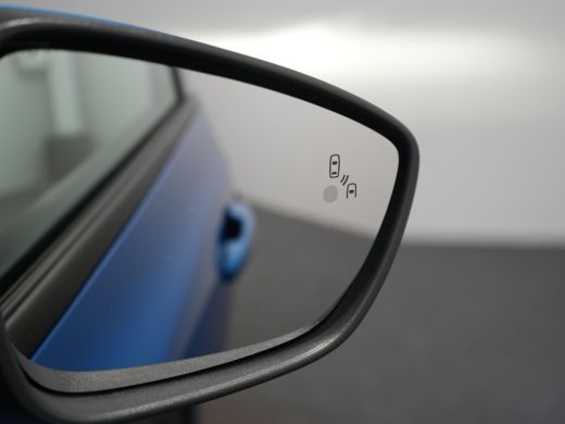 Ford Focus 1.0 EcoBoost Hybrid ST Line X Business Camera | Dode hoek | Lichtmetaal Getint glas | Navigatie |... ActivLease financial lease