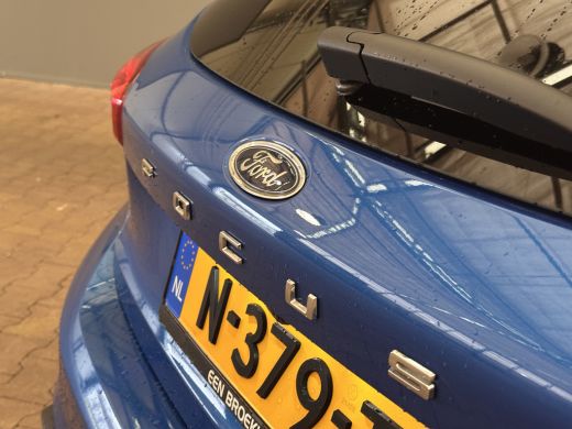 Ford Focus 1.0 EcoBoost Hybrid ST Line X Business Camera | Dode hoek | Lichtmetaal Getint glas | Navigatie |... ActivLease financial lease