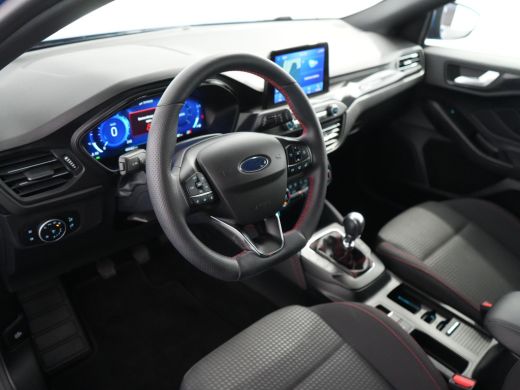 Ford Focus 1.0 EcoBoost Hybrid ST Line X Business Camera | Dode hoek | Lichtmetaal Getint glas | Navigatie |... ActivLease financial lease