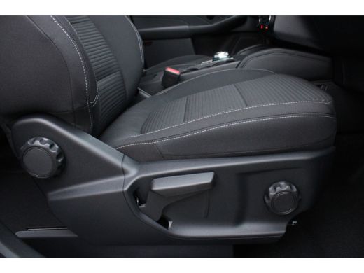 Ford Kuga 2.5 PHEV Titanium NL-Auto | Adaptieve cruise | Standkachel | Winter-pack | Camera | DAB-Audio | K... ActivLease financial lease