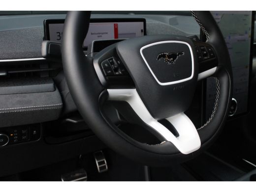 Ford Mustang Mach-E Mach-E 98kWh Exended Ranget AWD Rally Edition AUTOMATIC ActivLease financial lease
