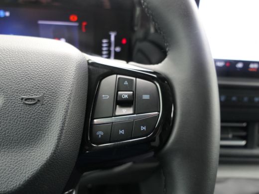 Ford Transit Custom 320 2.0 TDCI L2H1 Limited | Trekhaak | Camera | LED | Keyless | Navigatie | Stoelverwarming | Ver... ActivLease financial lease