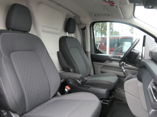 Ford Transit Custom 320 2.0 TDCI L2H1 Limited | Trekhaak | Camera | LED | Keyless | Navigatie | Stoelverwarming | Ver... ActivLease financial lease