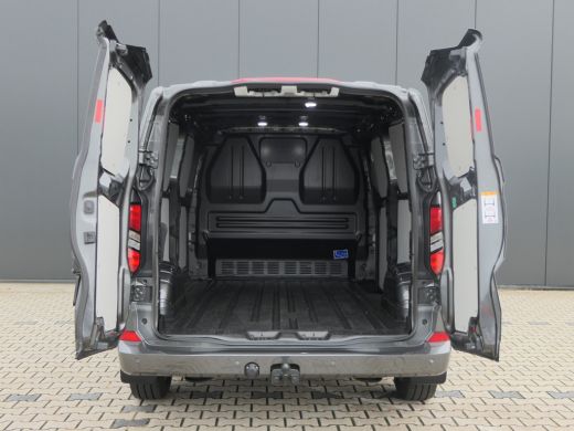 Ford Transit Custom 320 2.0 TDCI L2H1 Limited | Trekhaak | Camera | LED | Keyless | Navigatie | Stoelverwarming | Ver... ActivLease financial lease