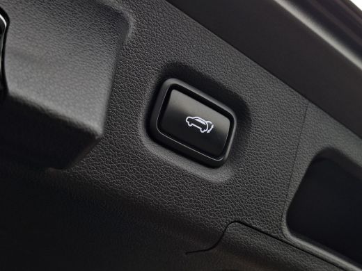 Hyundai Santa Fe 1.6 T-GDI PHEV Premium SKY 7p. | Apple Carplay/Android Auto | Stoel/stuurverwarming | Draadloze t... ActivLease financial lease
