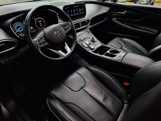Hyundai Santa Fe 1.6 T-GDI PHEV Premium SKY 7p. | Apple Carplay/Android Auto | Stoel/stuurverwarming | Draadloze t... ActivLease financial lease