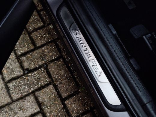 Hyundai Santa Fe 1.6 T-GDI PHEV Premium SKY 7p. | Apple Carplay/Android Auto | Stoel/stuurverwarming | Draadloze t... ActivLease financial lease