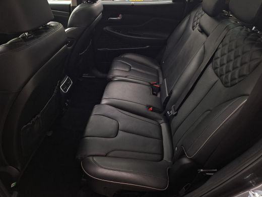 Hyundai Santa Fe 1.6 T-GDI PHEV Premium SKY 7p. | Apple Carplay/Android Auto | Stoel/stuurverwarming | Draadloze t... ActivLease financial lease