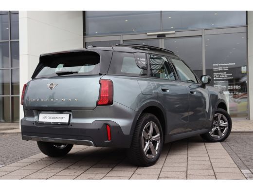 Mini Countryman C Automaat / Classic / Pakket XS / 17" Profile Spoke grey ActivLease financial lease