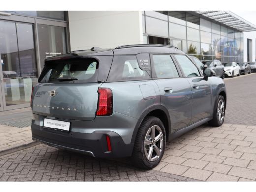 Mini Countryman C Automaat / Classic / Pakket XS / 17" Profile Spoke grey ActivLease financial lease