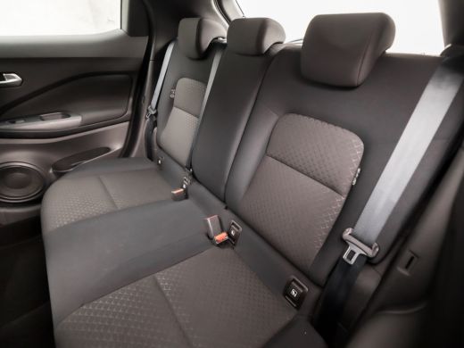 Nissan Juke 1.0 DIG-T Sport (APPLE CARPLAY, GROOT NAVI, CAMERA, LM VELGEN, ZWART HEMEL, SPORTSTOELEN, LED KOP... ActivLease financial lease