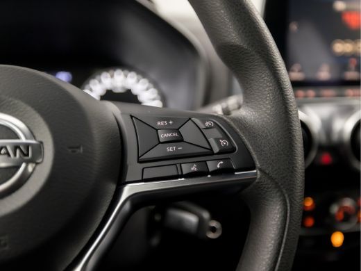 Nissan Juke 1.0 DIG-T Sport (APPLE CARPLAY, GROOT NAVI, CAMERA, LM VELGEN, ZWART HEMEL, SPORTSTOELEN, LED KOP... ActivLease financial lease