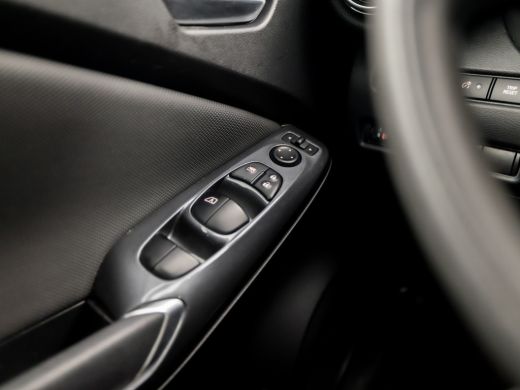 Nissan Juke 1.0 DIG-T Sport (APPLE CARPLAY, GROOT NAVI, CAMERA, LM VELGEN, ZWART HEMEL, SPORTSTOELEN, LED KOP... ActivLease financial lease