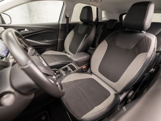 Opel Grandland X 1.2 Turbo Sport (APPLE CARPLAY, GROOT NAVI, LEDER, CLIMATE, SPORTSTOELEN, KEYLESS, LANE ASSIST, P... ActivLease financial lease