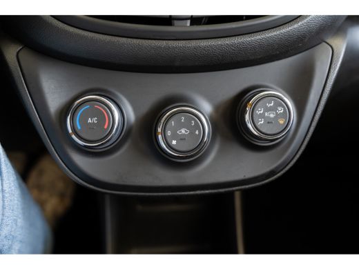Opel KARL 1.0 ecoFLEX 120 Jaar Edition | Bluetooth | Cruise Controle | Airco | Elektrische Ramen | USB | ActivLease financial lease