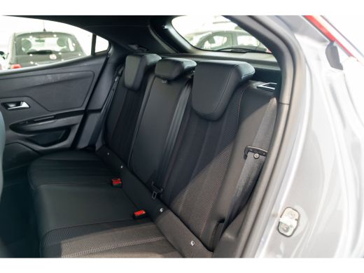 Opel Mokka-e Level 4 50 kWh | 3 Fase | Camera | Climate Controle | Navigatie | Dodehoek Bewaking | Parkeersens... ActivLease financial lease