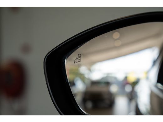 Opel Mokka-e Level 4 50 kWh | 3 Fase | Camera | Climate Controle | Navigatie | Dodehoek Bewaking | Parkeersens... ActivLease financial lease