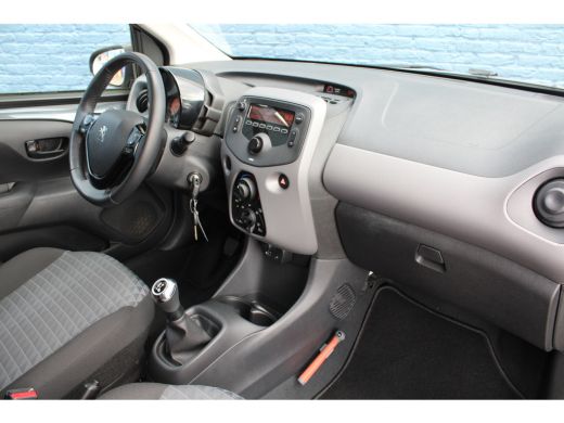 Peugeot 108 1.0 e-VTi Active | Achterbank in delen neerklapbaar | Airco | Alarm klasse 1(startblokkering) ActivLease financial lease