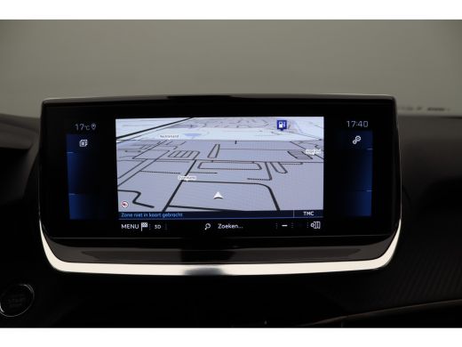 Peugeot 2008 1.2 PureTech Allure Pack | Achterbank in delen neerklapbaar | Achteruitrijcamera | Airco (automat... ActivLease financial lease