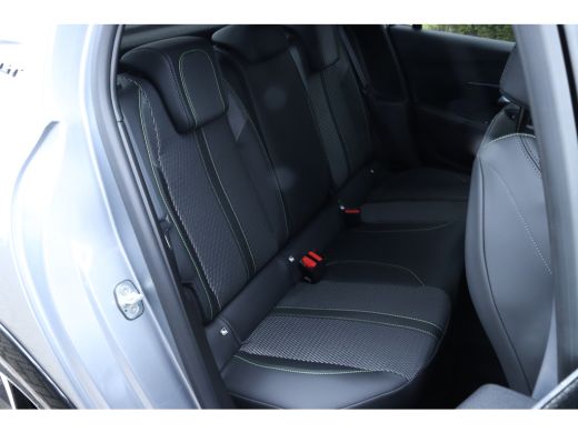 Peugeot 208 1.2 Hybride 145pk Autmaat 360 Camera | Carplay | Keyless | ACC | Navigatie | PDC | Full LED | Sne... ActivLease financial lease