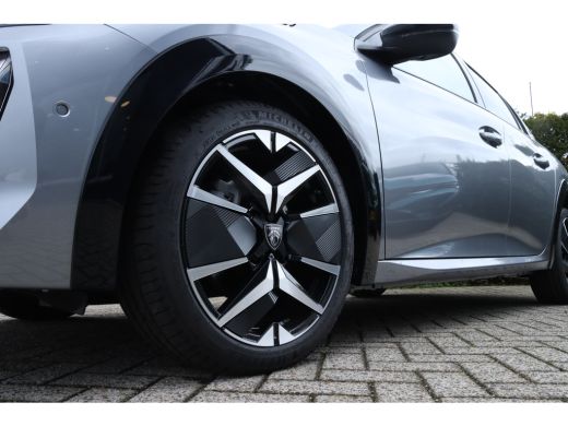 Peugeot 208 1.2 Hybride 145pk Autmaat 360 Camera | Carplay | Keyless | ACC | Navigatie | PDC | Full LED | Sne... ActivLease financial lease