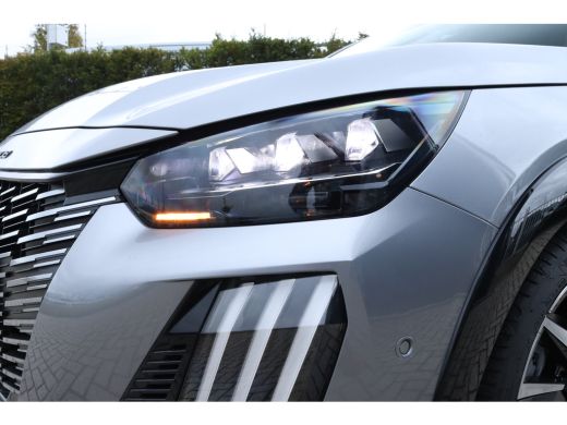 Peugeot 208 1.2 Hybride 145pk Autmaat 360 Camera | Carplay | Keyless | ACC | Navigatie | PDC | Full LED | Sne... ActivLease financial lease