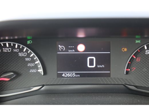 Peugeot 208 1.2 PURETECH 100PK ALLURE PACK / NAVI / LEDER / CLIMA / FULL-LED / PDC / CAMERA / 16" LMV / WINTE... ActivLease financial lease