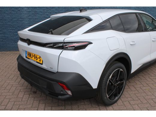 Peugeot 408 1.2 Hybrid 136 e-DCS6 GT | Achterbank in delen neerklapbaar | Achteruitrijcamera | Alarm klasse 1... ActivLease financial lease