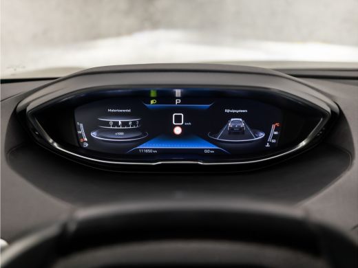 Peugeot 5008 1.2 PureTech Deluxe 7 Persoons Automaat (PANORAMADAK, APPLE CARPLAY, MEMORY SEATS, LEDER, STOELVE... ActivLease financial lease