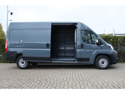 Peugeot Boxer 2.2 BlueHDi 180 S&S L3H2 3.5t Zwaar HD Automaat | Carplay | PDC | Navigatie | Camera | Airco | Sn... ActivLease financial lease
