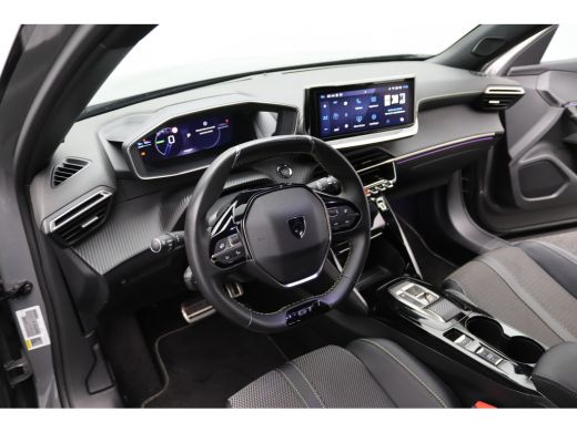 Peugeot e-2008 EV GT 54 kWh | 11 kW lader | Achterbank in delen neerklapbaar | Achterspoiler ActivLease financial lease