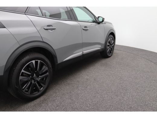 Peugeot e-2008 EV GT 54 kWh | 11 kW lader | Achterbank in delen neerklapbaar | Achterspoiler ActivLease financial lease