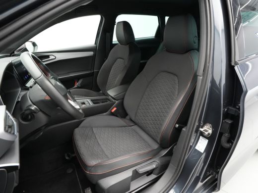 Seat Leon 1.5 TSI FR Launch Edition Navigatie Sideassist Stoelverwarming Parkassist Carplay 245 ActivLease financial lease