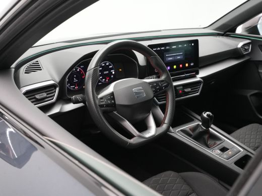 Seat Leon 1.5 TSI FR Launch Edition Navigatie Sideassist Stoelverwarming Parkassist Carplay 245 ActivLease financial lease
